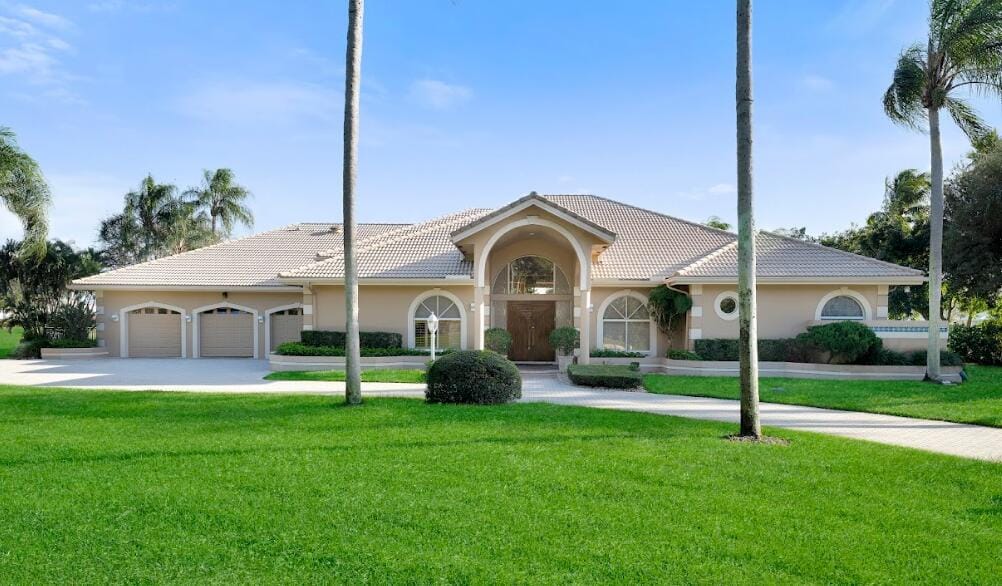191 Oakview Drive, Delray Beach, FL 33445
