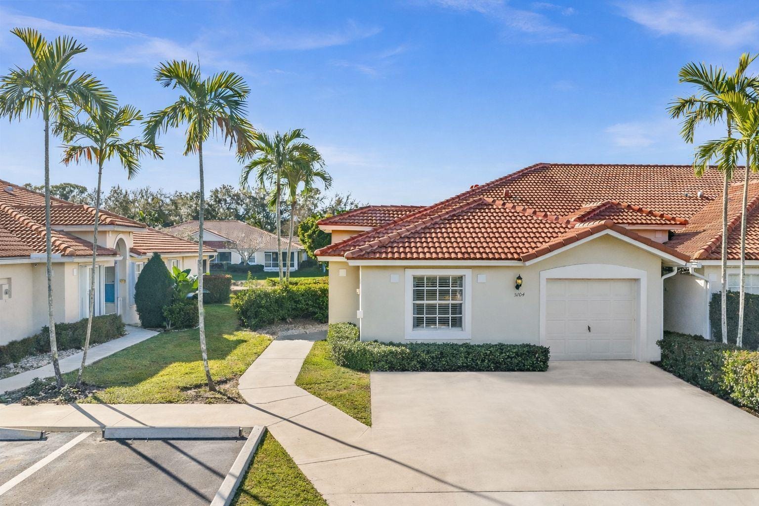 5104 N La Sedona Circle, Delray Beach, FL 33484