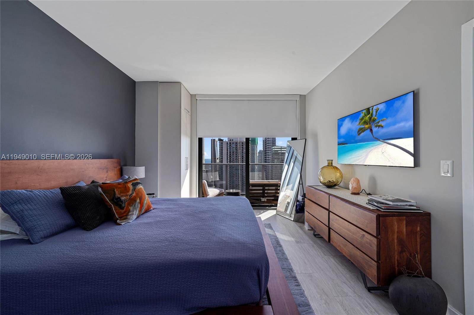 45 SW 9th Street 3405, Miami, FL 33130 photo 7