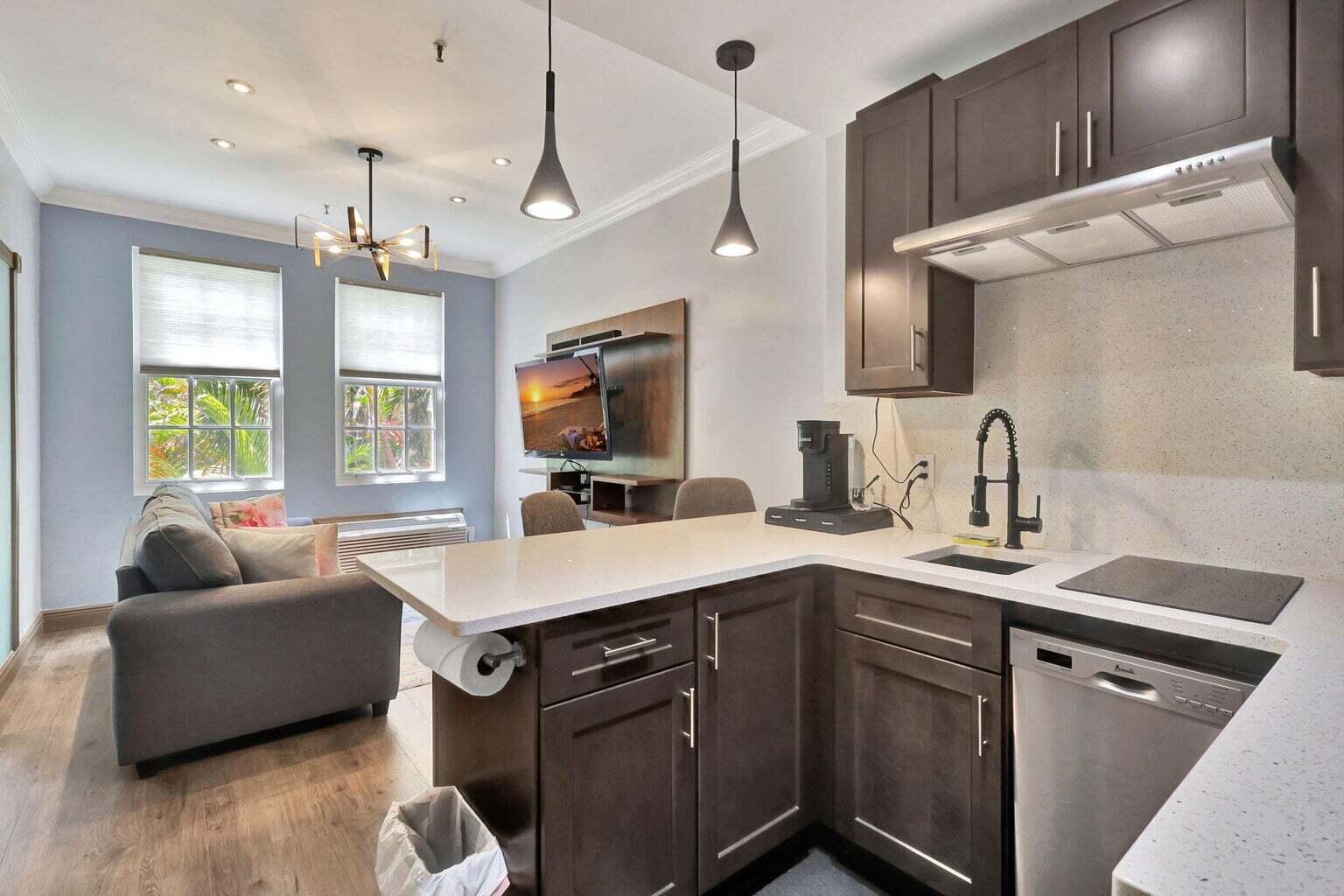 235 E Sunrise Avenue 2241, Palm Beach, FL 33480, Palm Beach
