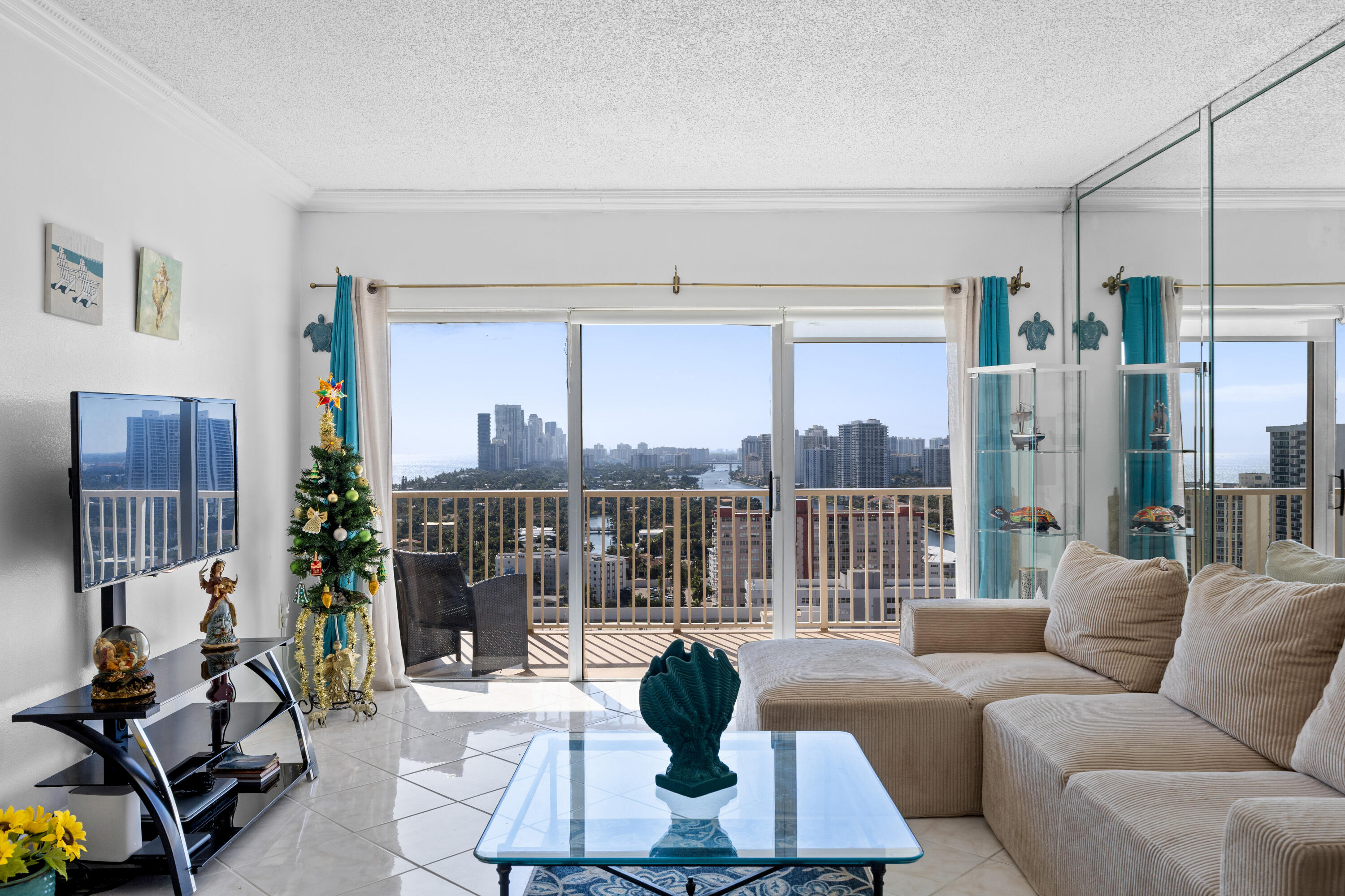 1985 S Ocean Drive Pha, Hallandale Beach, FL 33009, Hallandale Beach