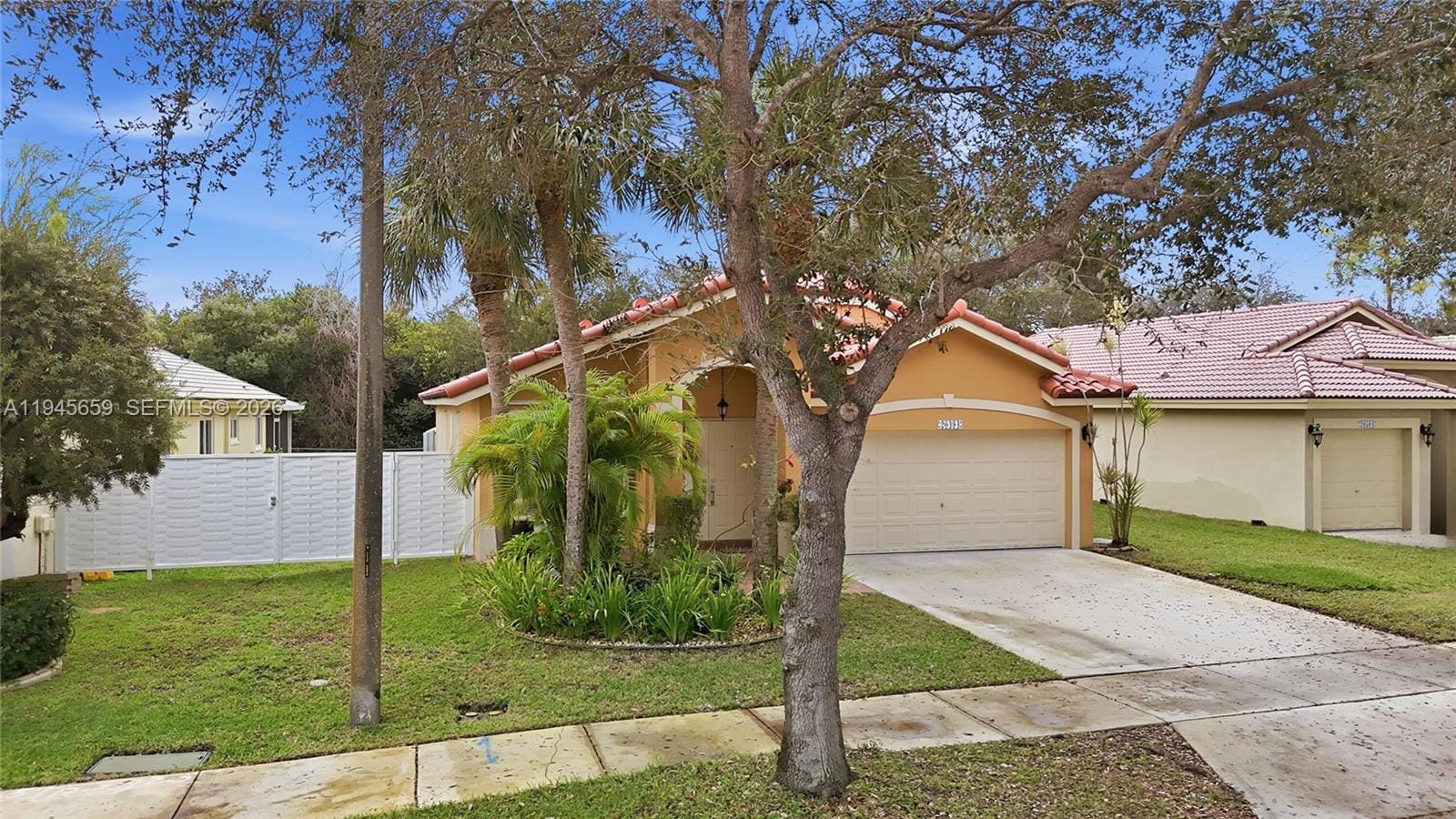 20494 SW 5th Street, Pembroke Pines, FL 33029 photo 4