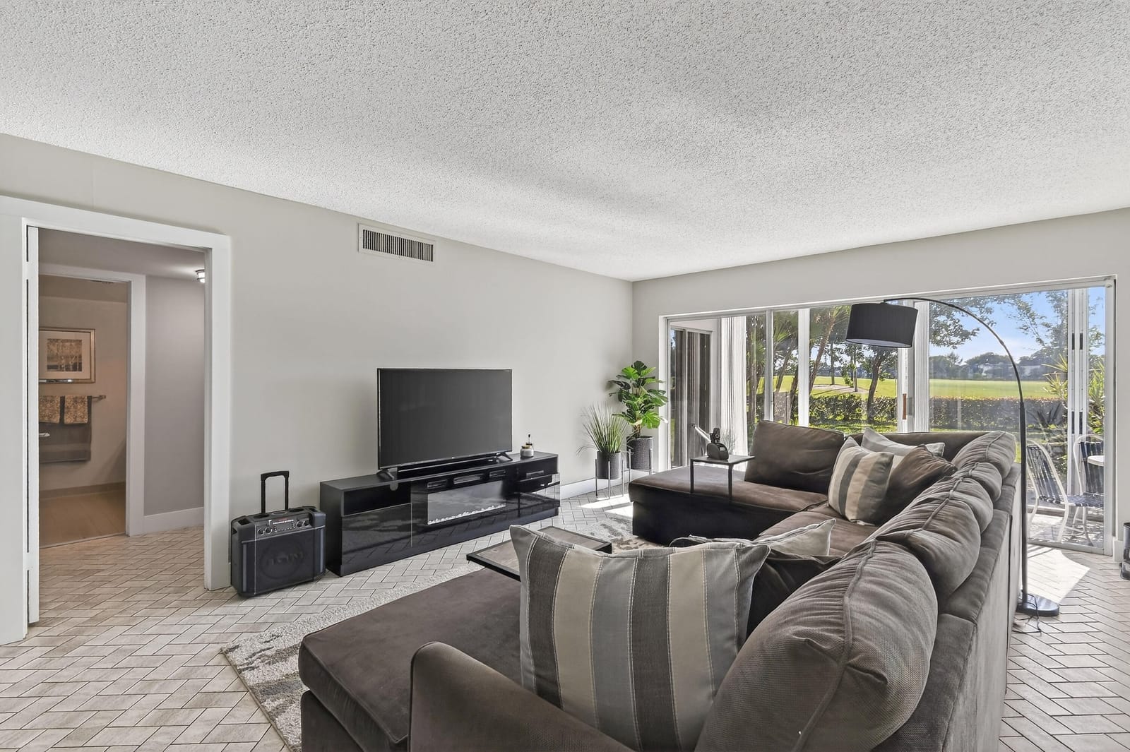 4500 Gefion Court 106, Lake Worth, FL 33467 photo 4