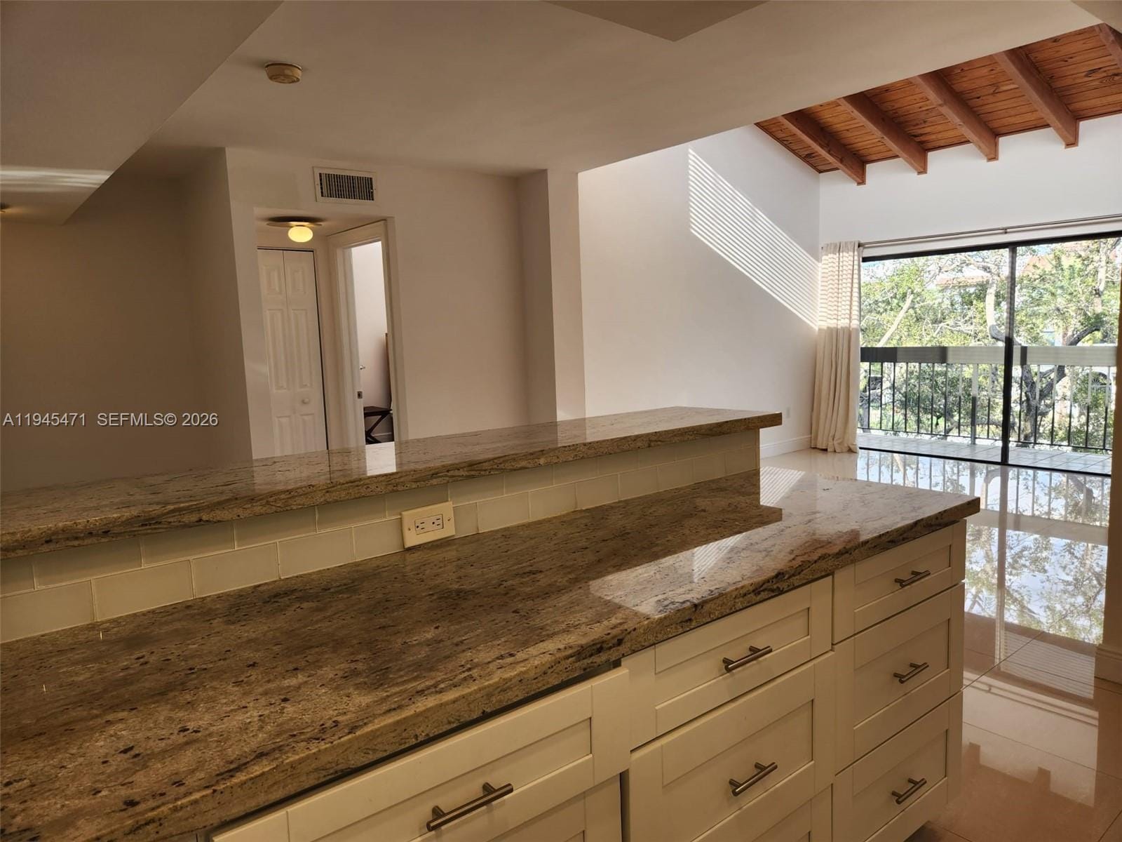 5201 Orduna Drive 14, Coral Gables, FL 33146 photo 15