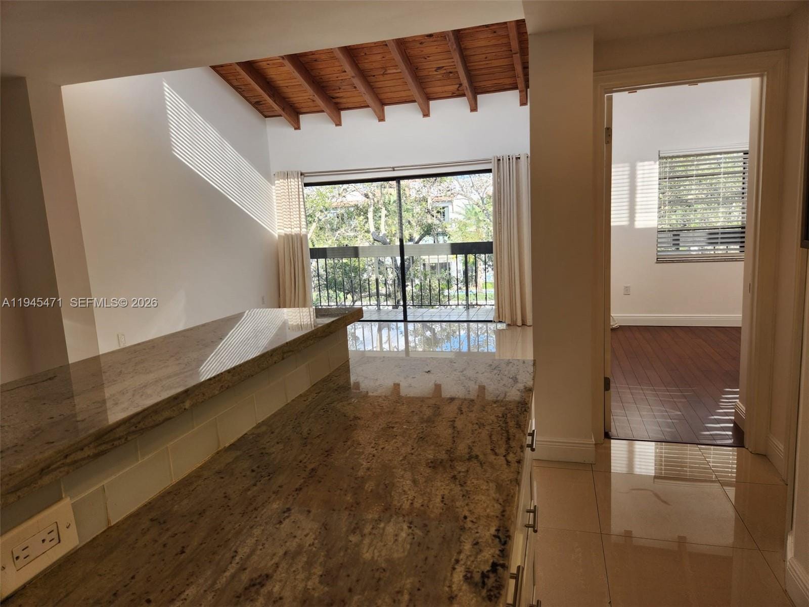 5201 Orduna Drive 14, Coral Gables, FL 33146 photo 16