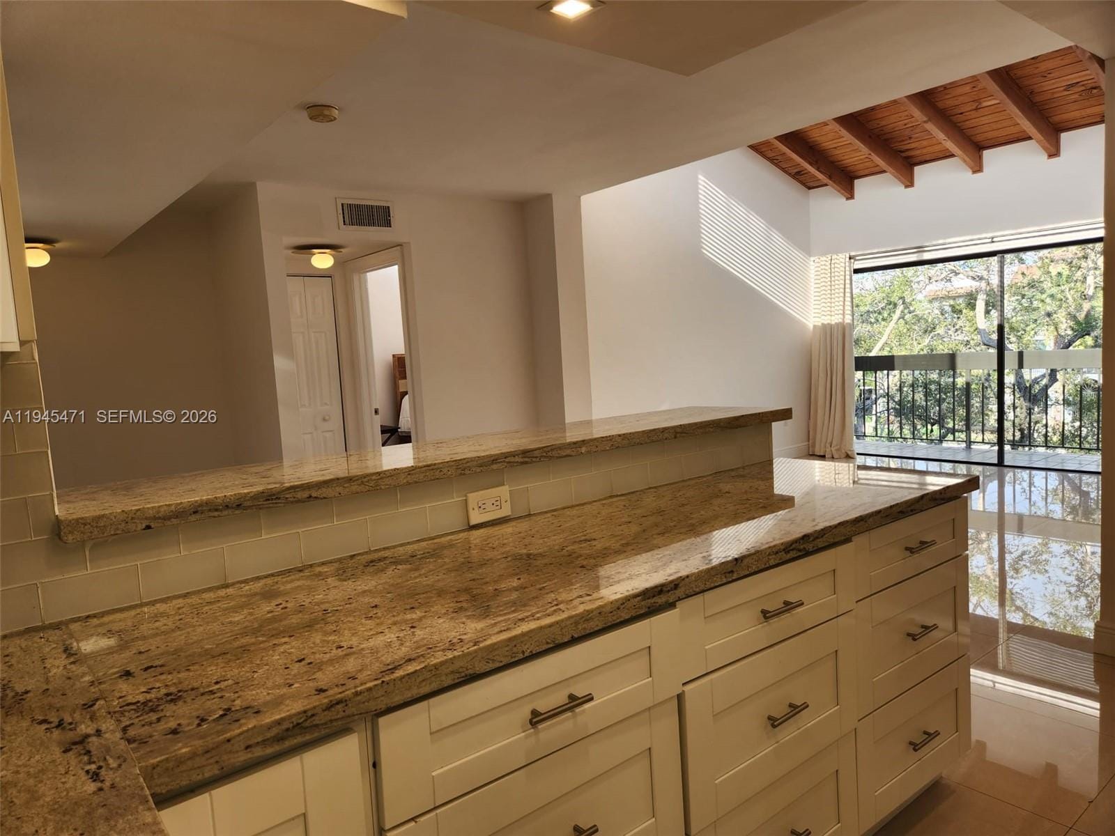 5201 Orduna Drive 14, Coral Gables, FL 33146 photo 18