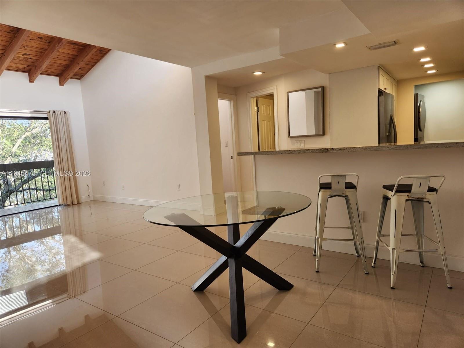 5201 Orduna Drive 14 — photo 3