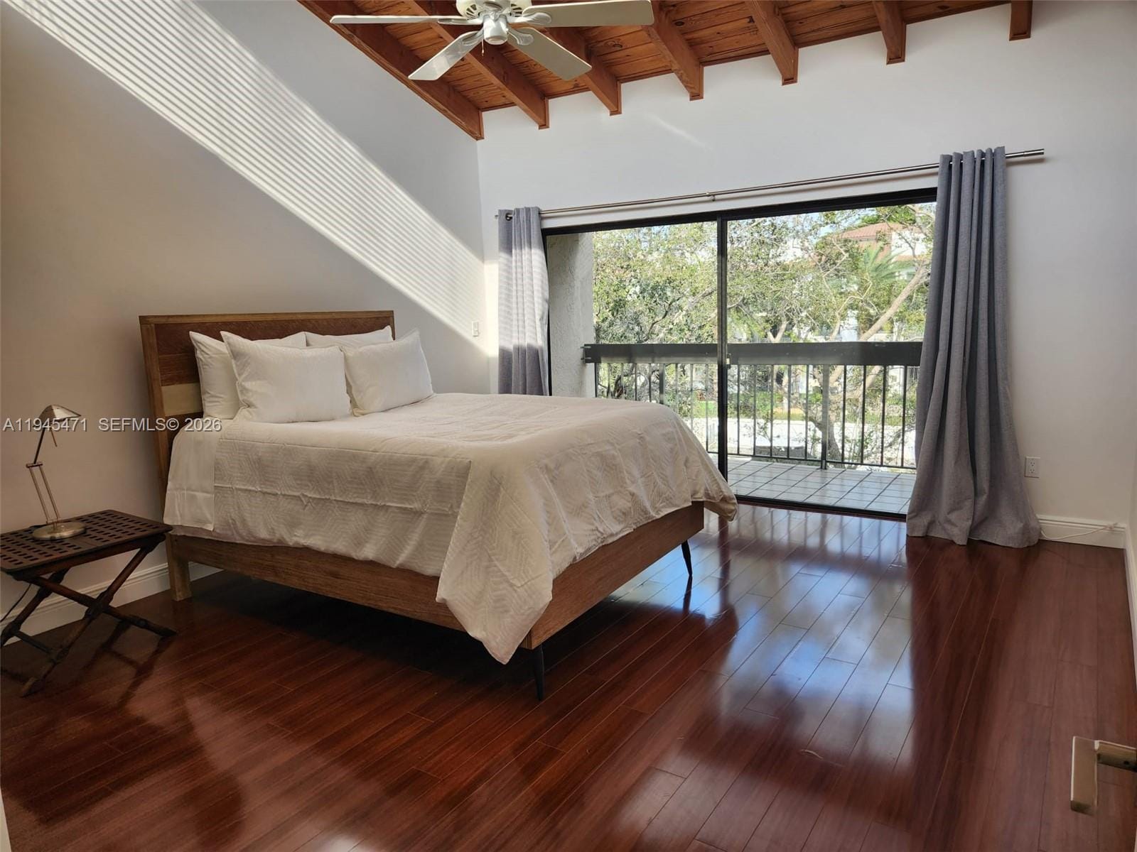5201 Orduna Drive 14 — photo 4