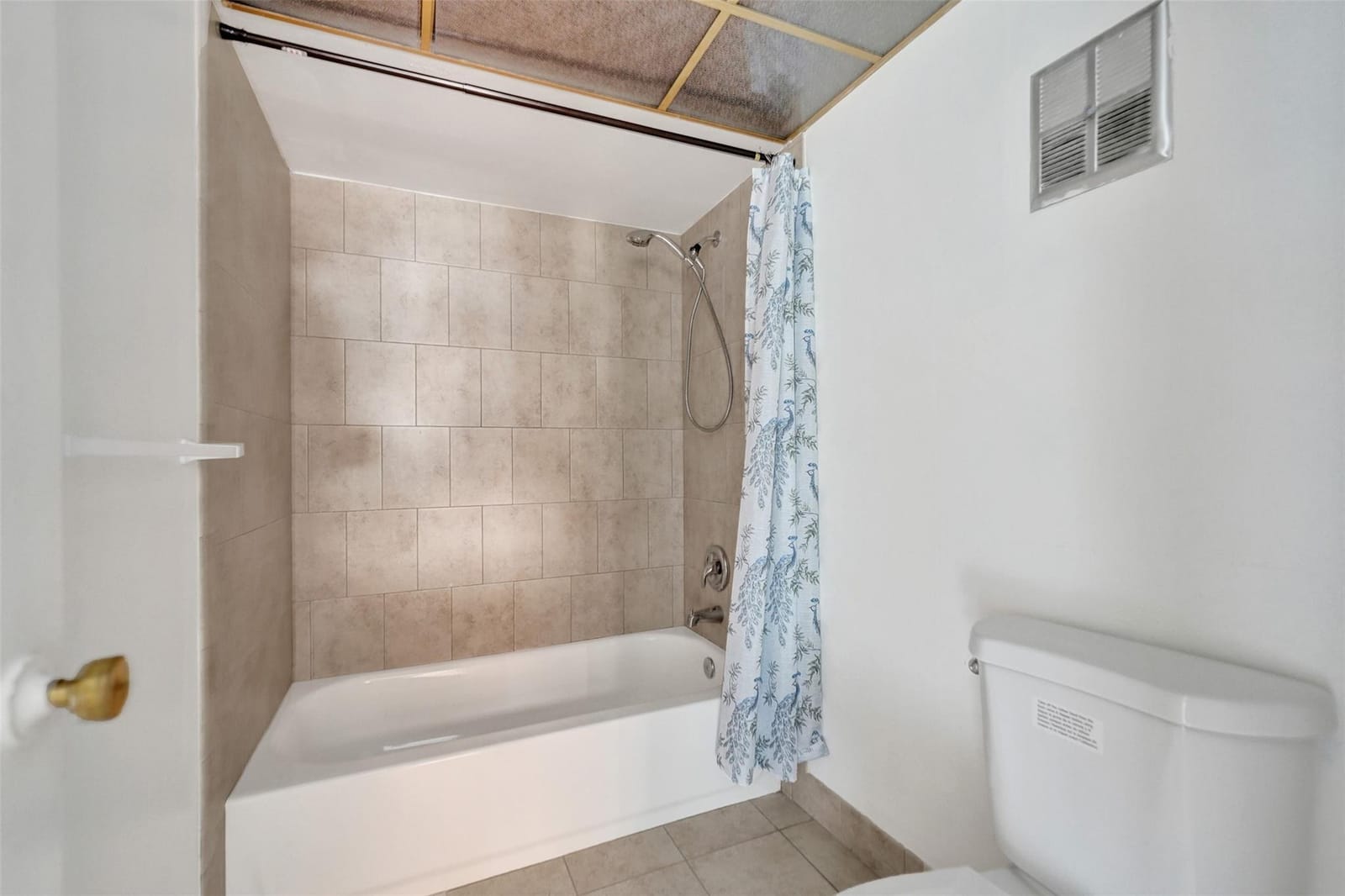 750 E Coco Plum Circle 2, Plantation, FL 33324 photo 17