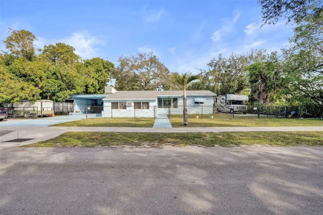 4165 SW 24th Street, sold in Floral Heights, Fort Lauderdale, FL
