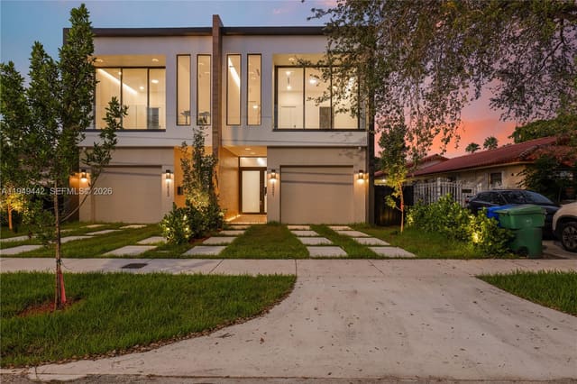 2821 SW 23rd Terrace A, Miami, FL 33145