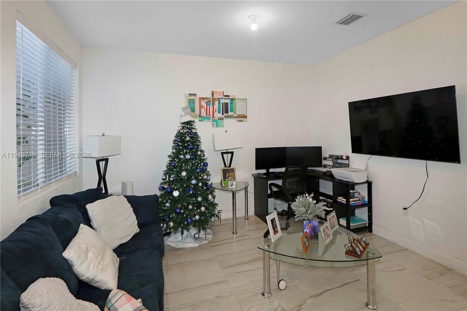 2432 SE 10th Court — photo 3