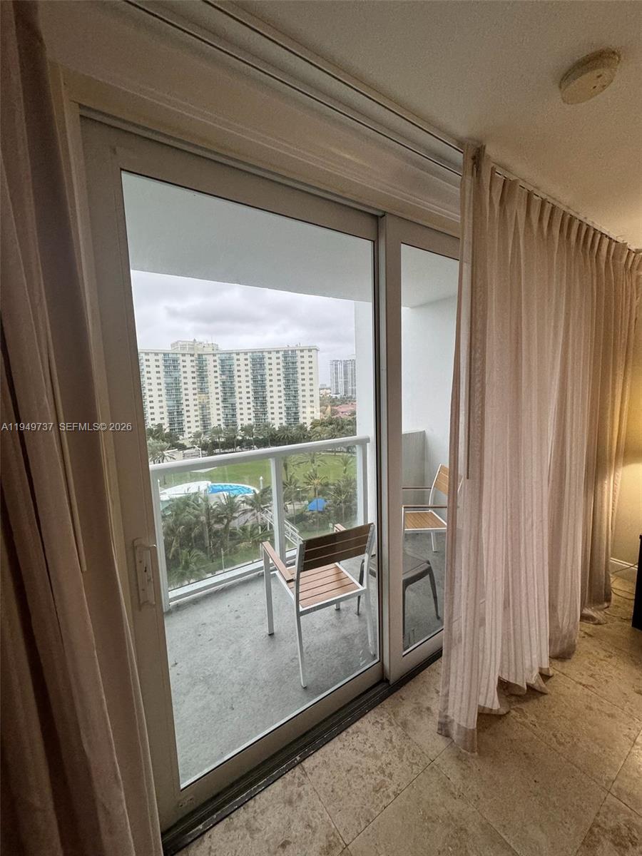 19201 Collins Avenue 831, Sunny Isles Beach, FL 33160, Sunny Isles Beach