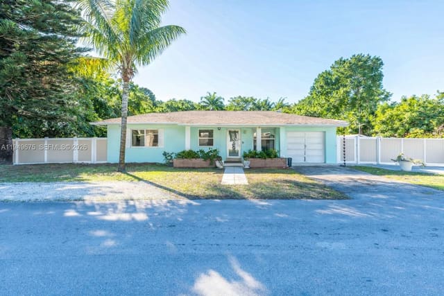 2320 Funston Street, sold in Belmar, Hollywood, FL