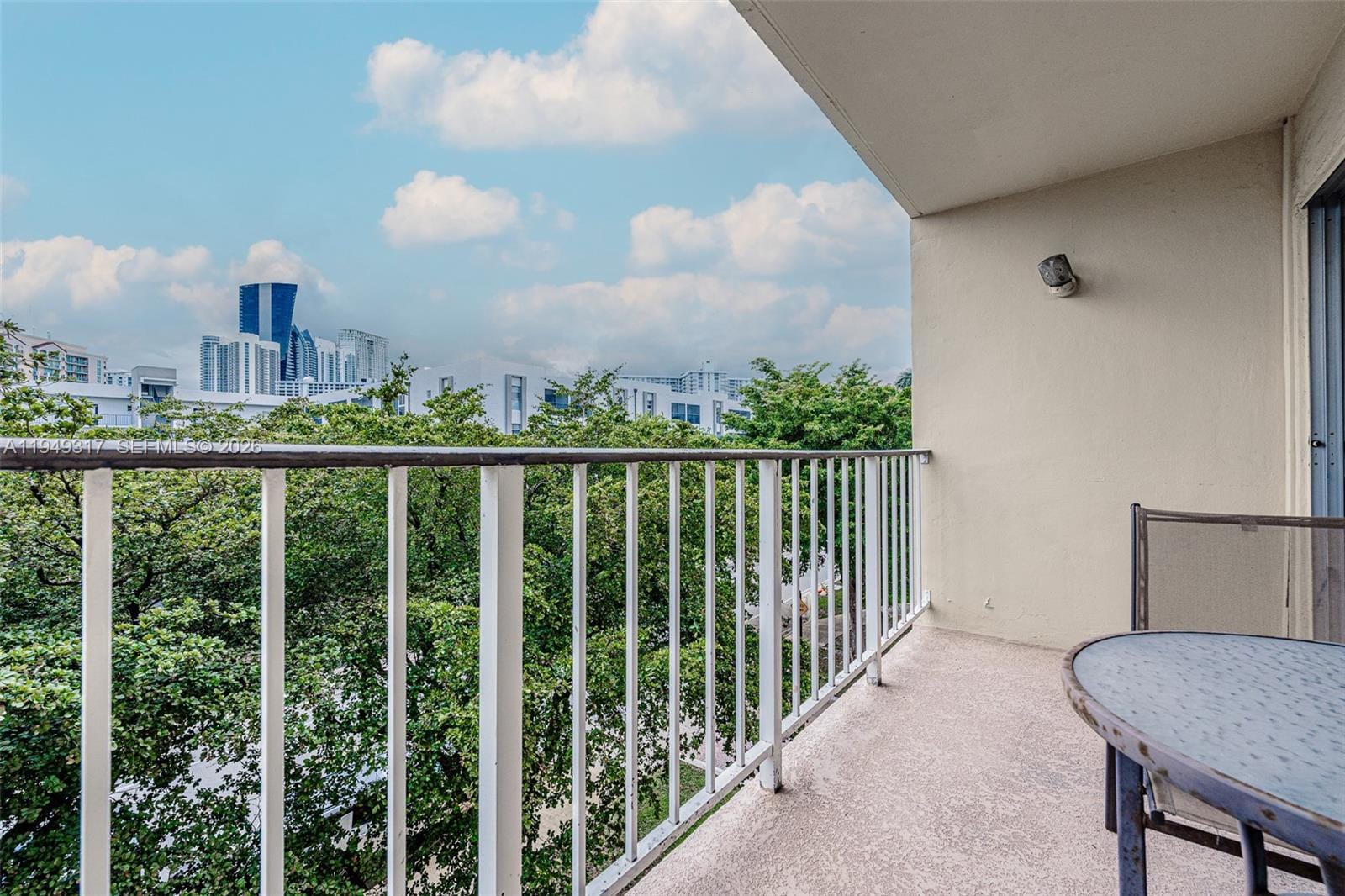 200 178th Drive 406, Sunny Isles Beach, FL 33160 photo 6