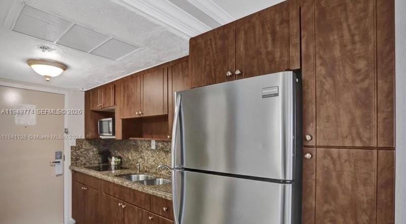 19201 Collins Avenue 422 — photo 4