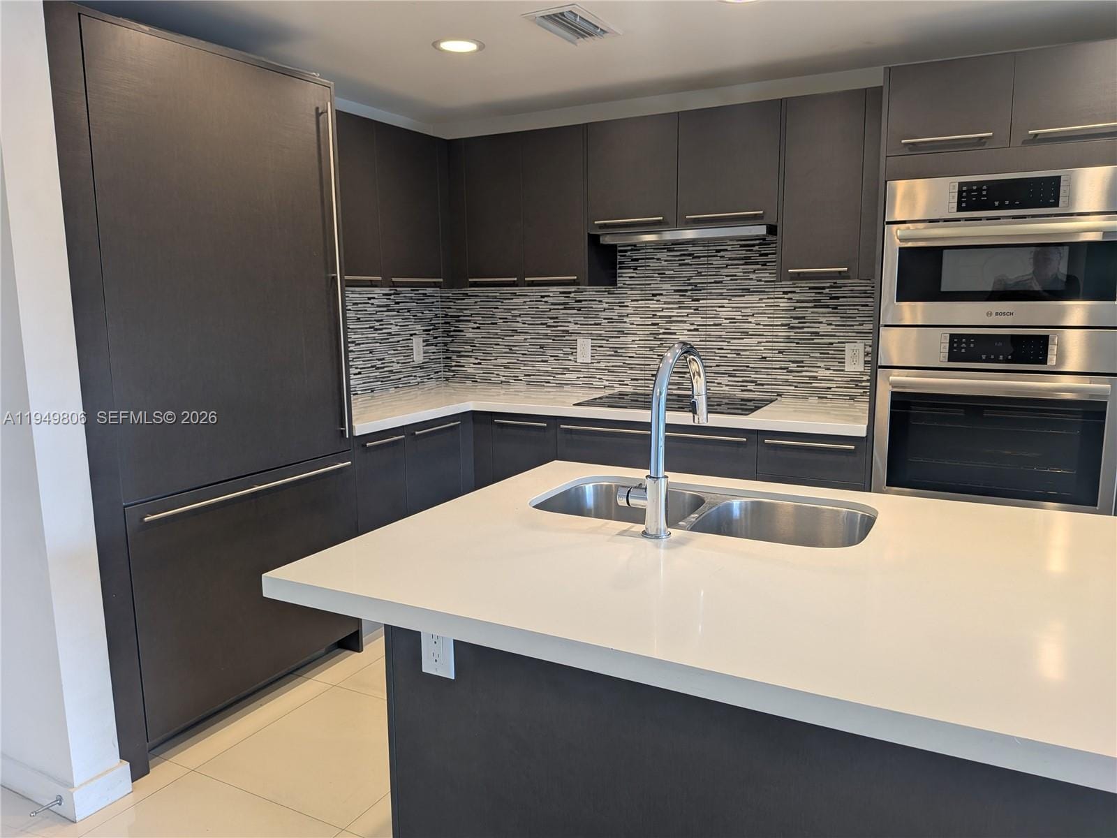 7825 NW 107th Avenue 212, Doral, FL 33178 photo 3