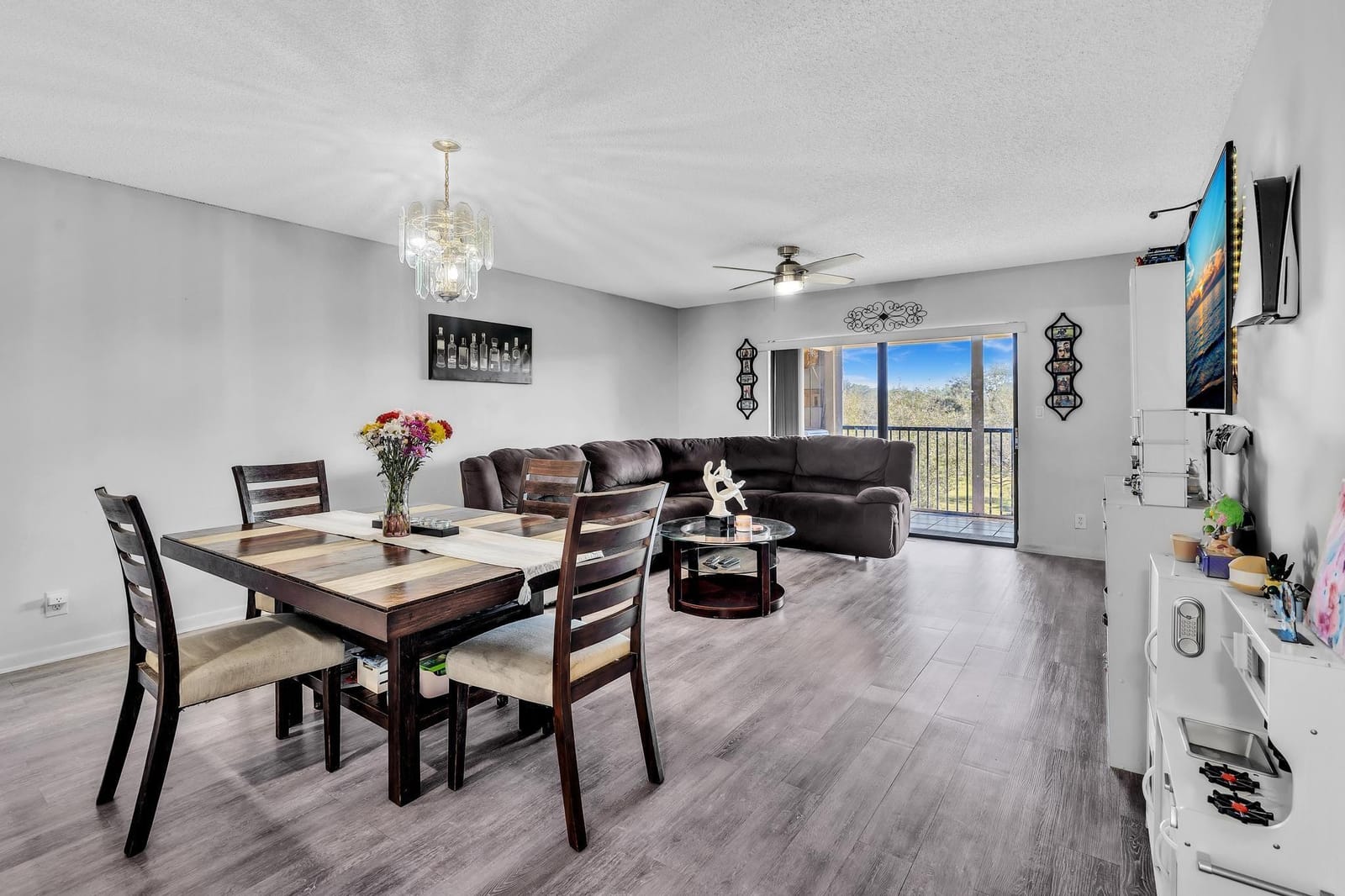 2091 Coral Ridge Drive N306, Coral Springs, FL 33071 photo 18