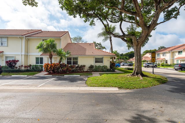 6269 Walk Circle, sold in Boca Walk, Boca Raton, FL