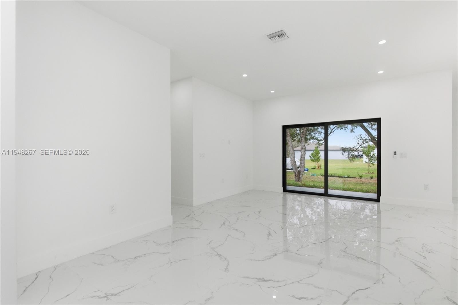 161 Blackstone Drive, Fort Myers, FL 33913 photo 14