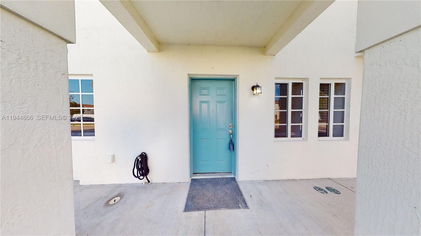 618 SW 2nd Place, Florida City, FL 33034 - photo 1 of 30