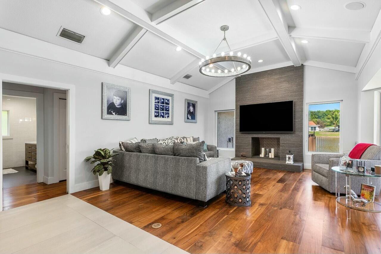 7619 Marbella Terrace — photo 12