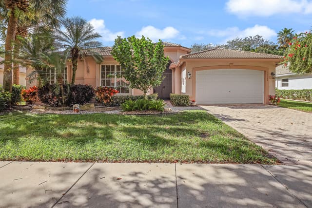 11348 Ohanu Circle E, Boynton Beach, FL 33437