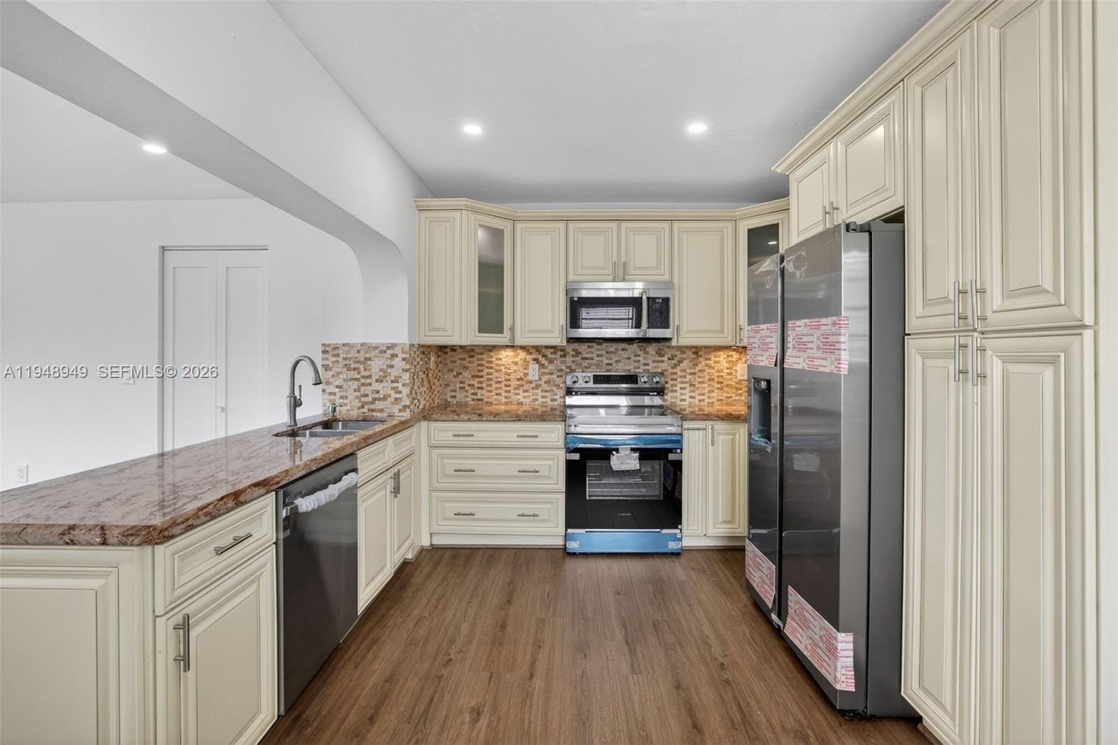 7721 NW 35th Street — photo 8