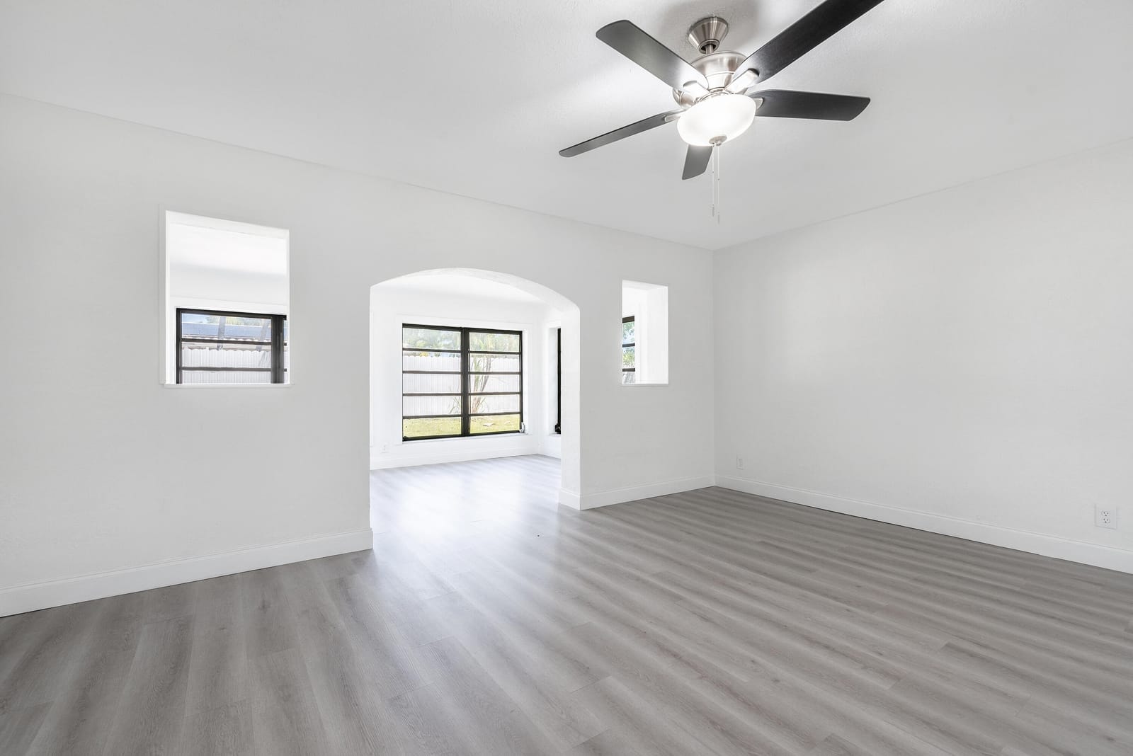 1040 Long Island Avenue, Fort Lauderdale, FL 33312 photo 12