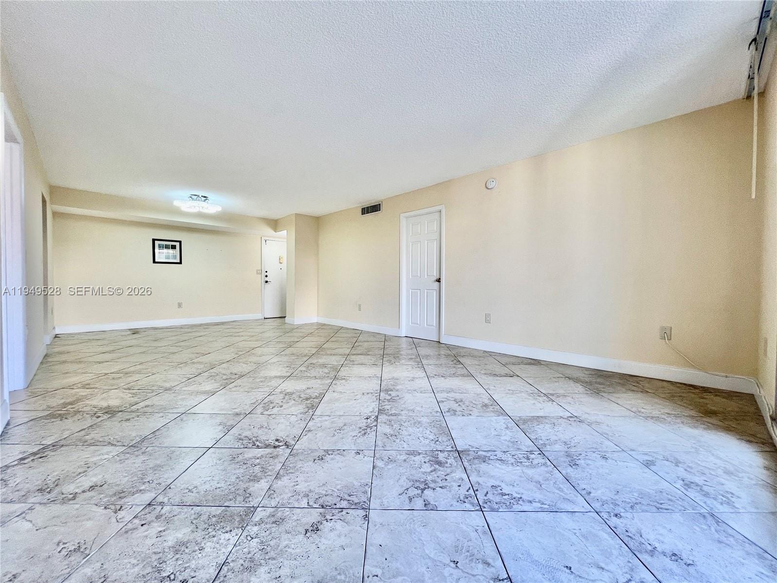 1833 S Ocean Drive 1109 — photo 6