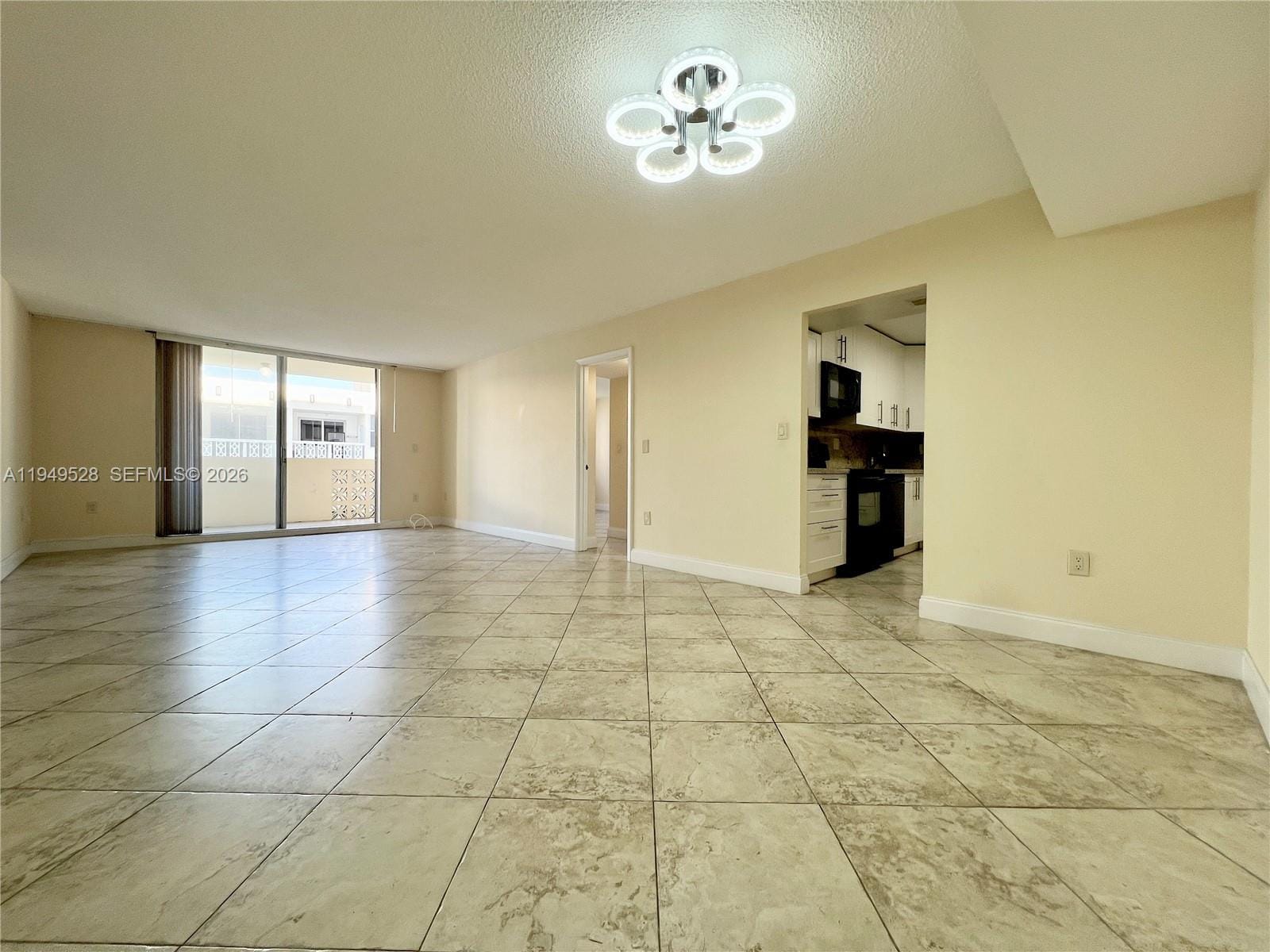 1833 S Ocean Drive 1109 — photo 7
