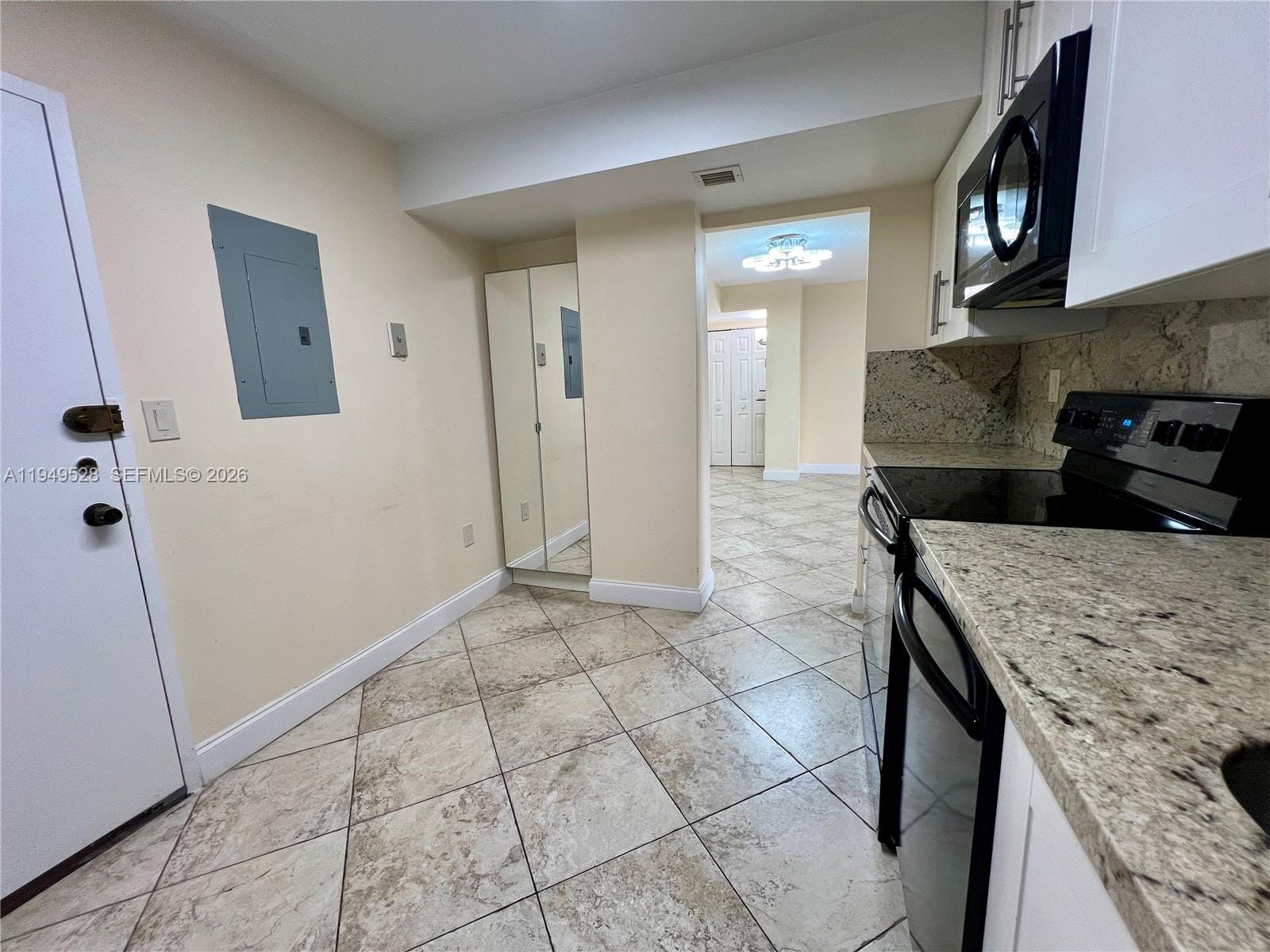 1833 S Ocean Drive 1109 — photo 8