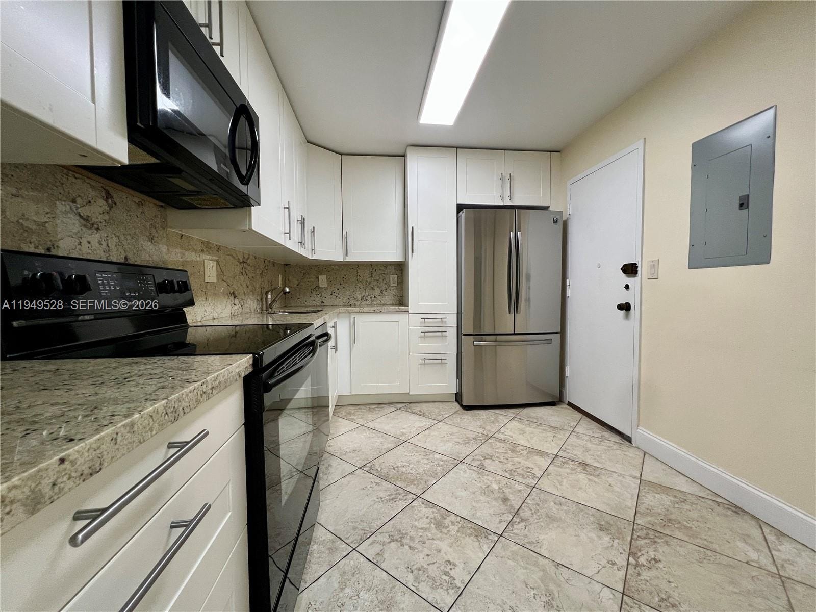 1833 S Ocean Drive 1109 — photo 10