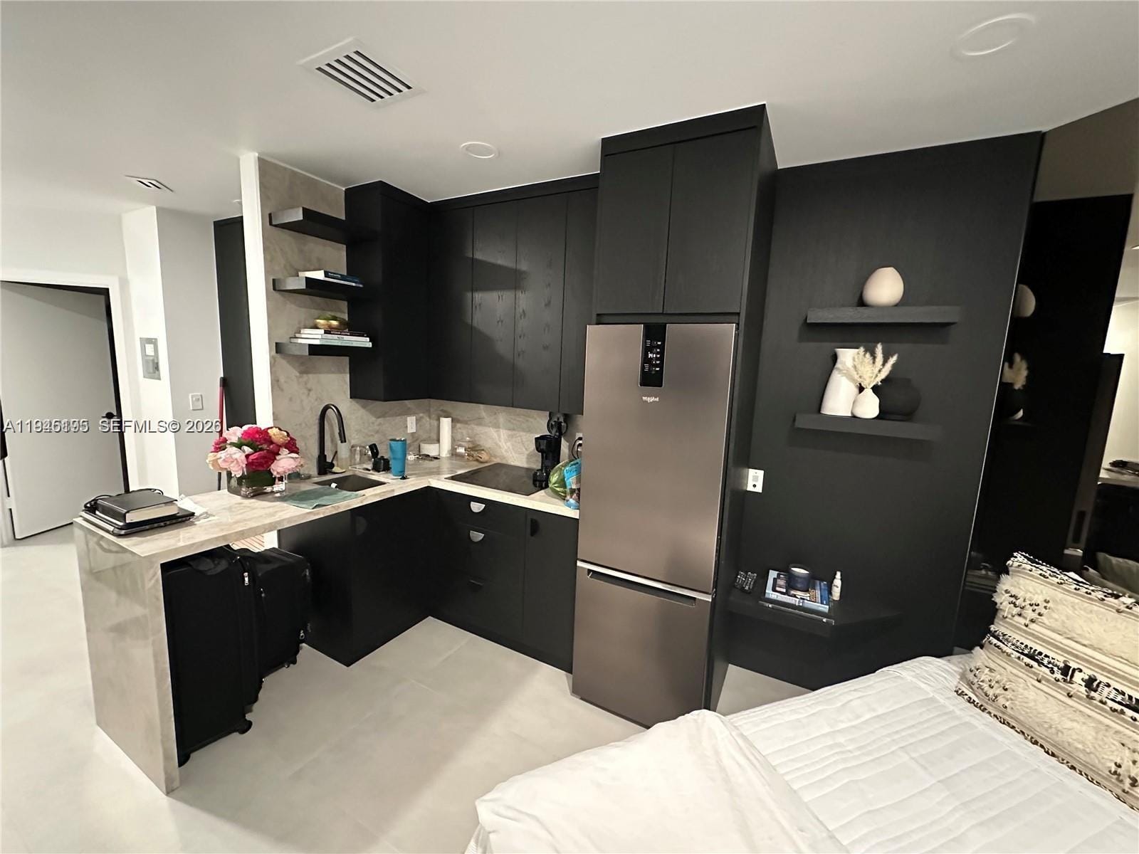 3000 Island Boulevard 325, Aventura, FL 33160 photo 4