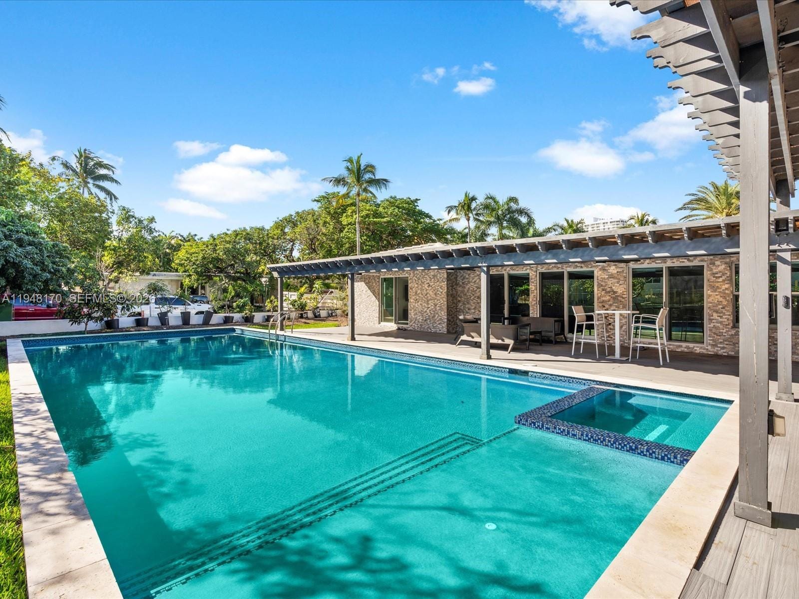 201 Golden Beach Drive — photo 4