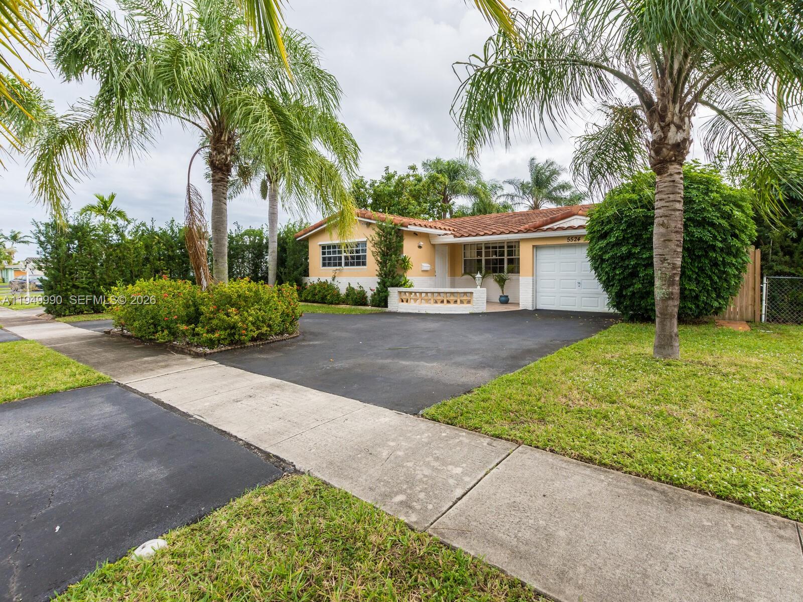 5524 Garfield Street, Hollywood, FL 33021, Hollywood