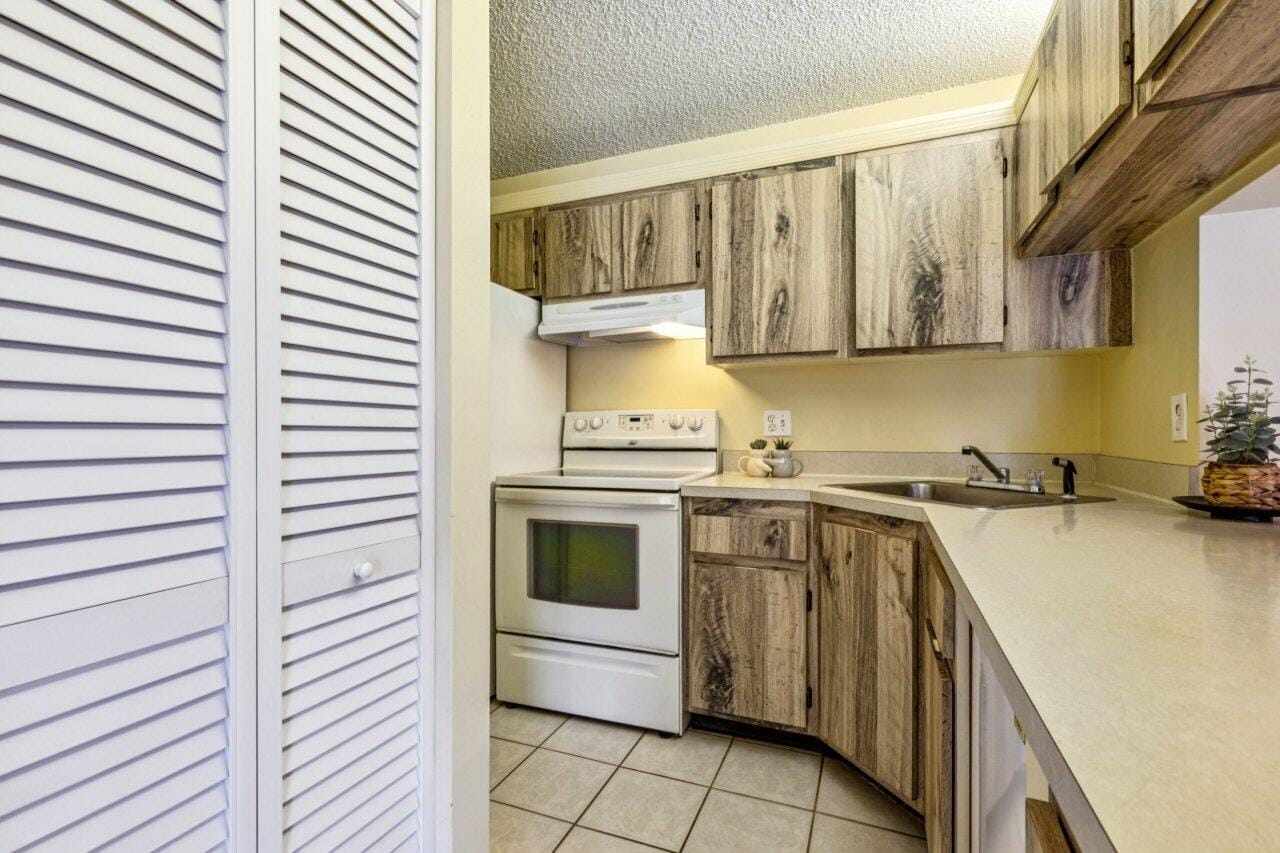 618 Sea Pine Way A2, Greenacres, FL 33415 photo 13