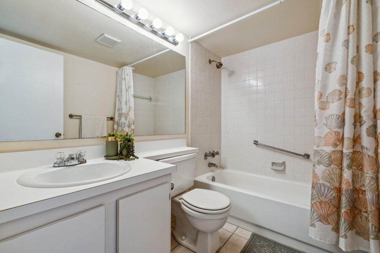 618 Sea Pine Way A2, Greenacres, FL 33415 photo 20