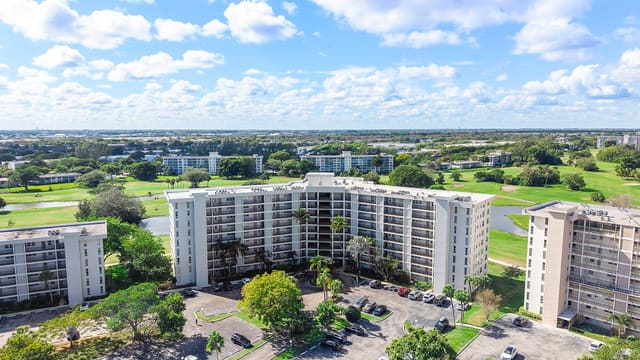 2681 S Course Drive 207, Pompano Beach, FL 33069