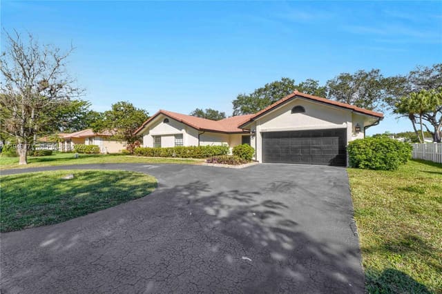 8419 NW 55th Court, Coral Springs, FL 33067