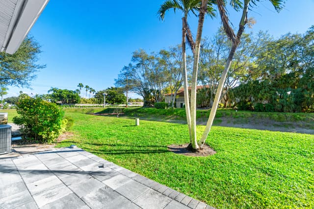 9760 Parkinsonia Tree Trail B, Boynton Beach, FL 33436