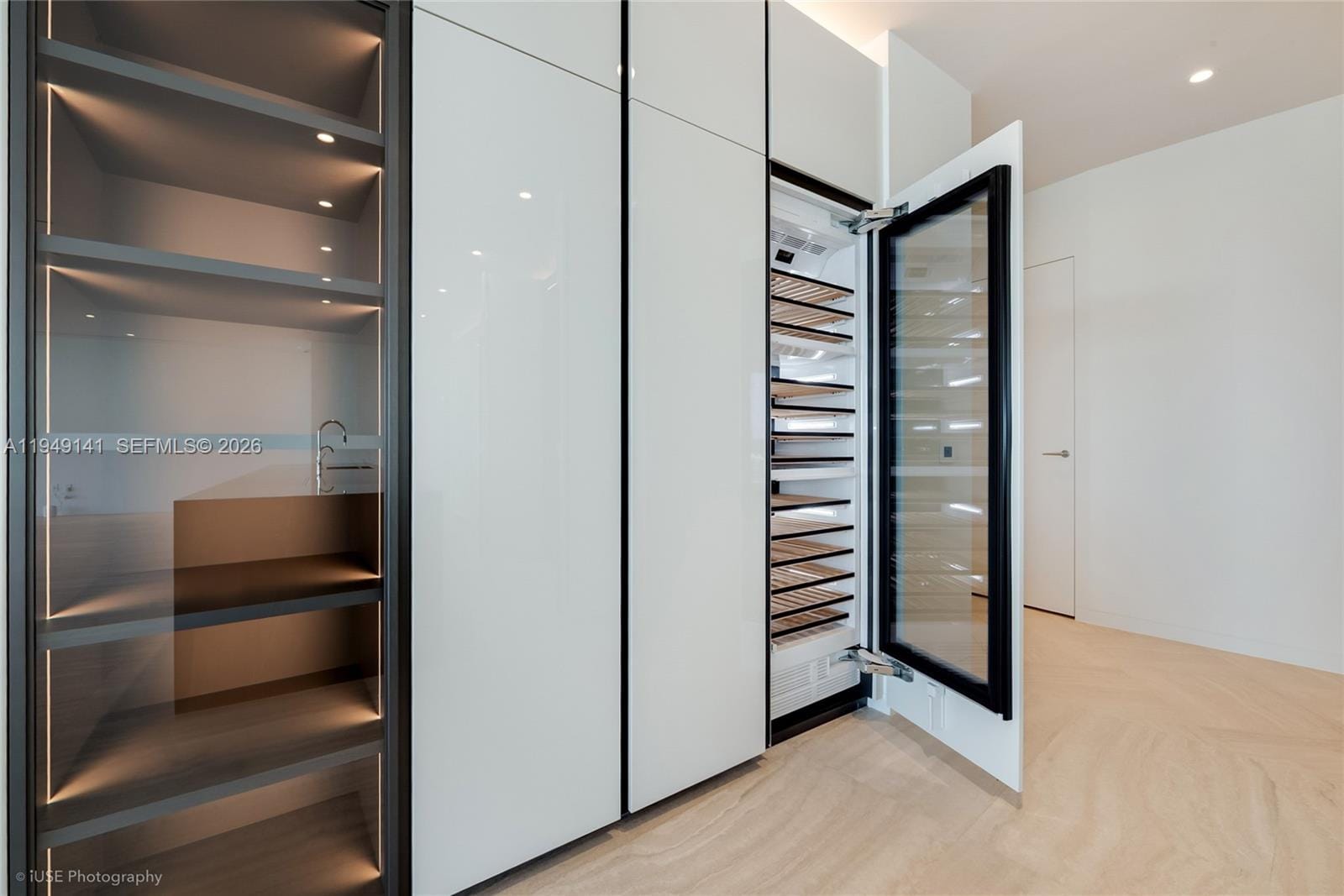 5 Grove Isle Drive S503 — photo 12