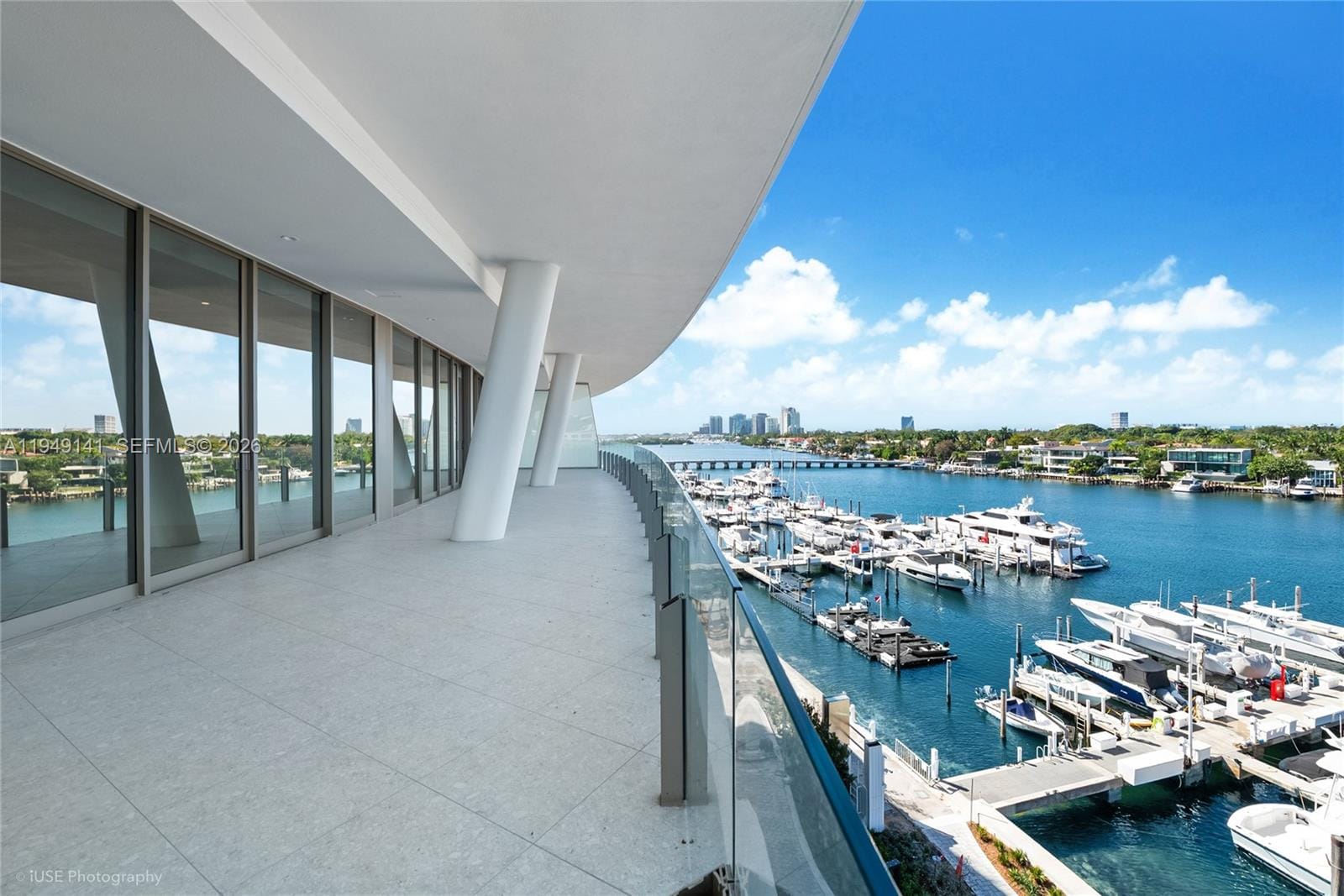 5 Grove Isle Drive S503 — photo 4