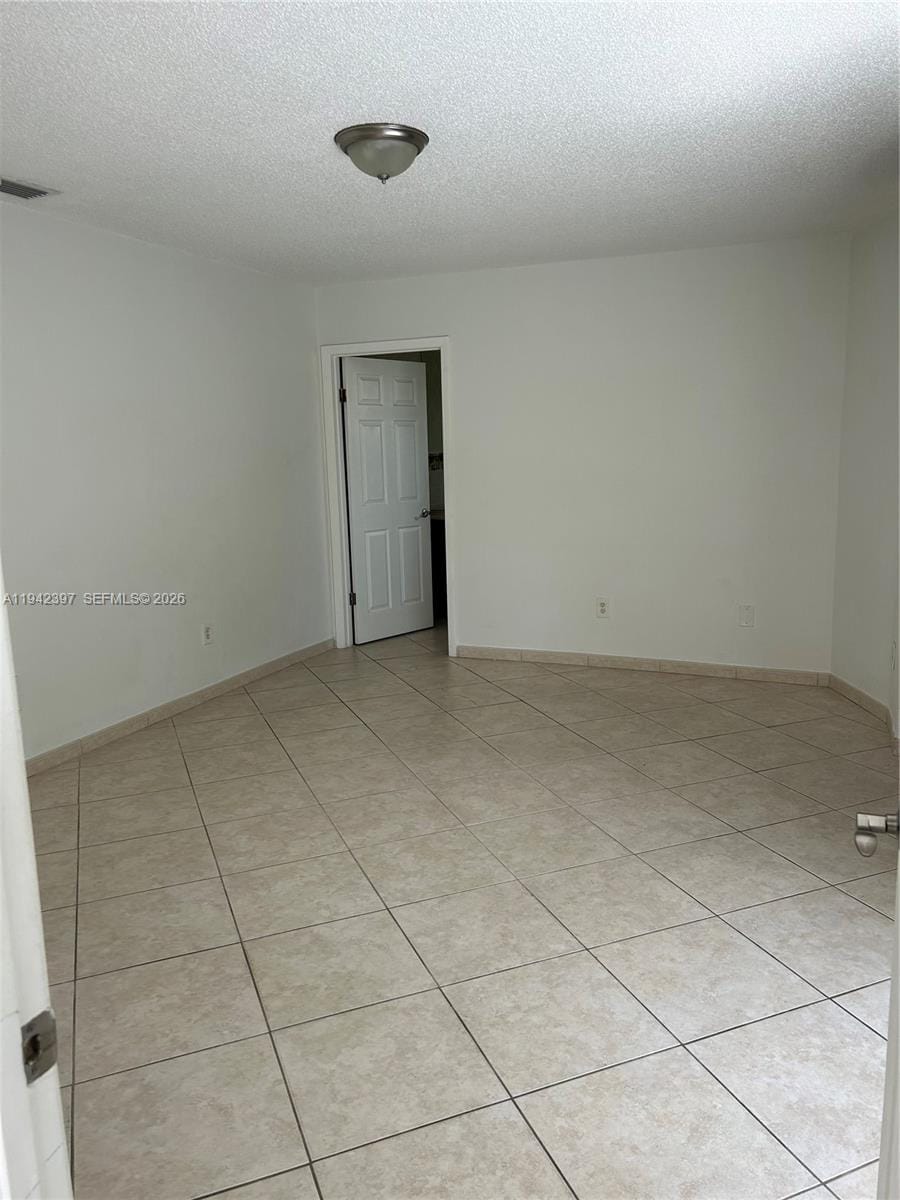 16531 NE 35th Avenue 201 — photo 11