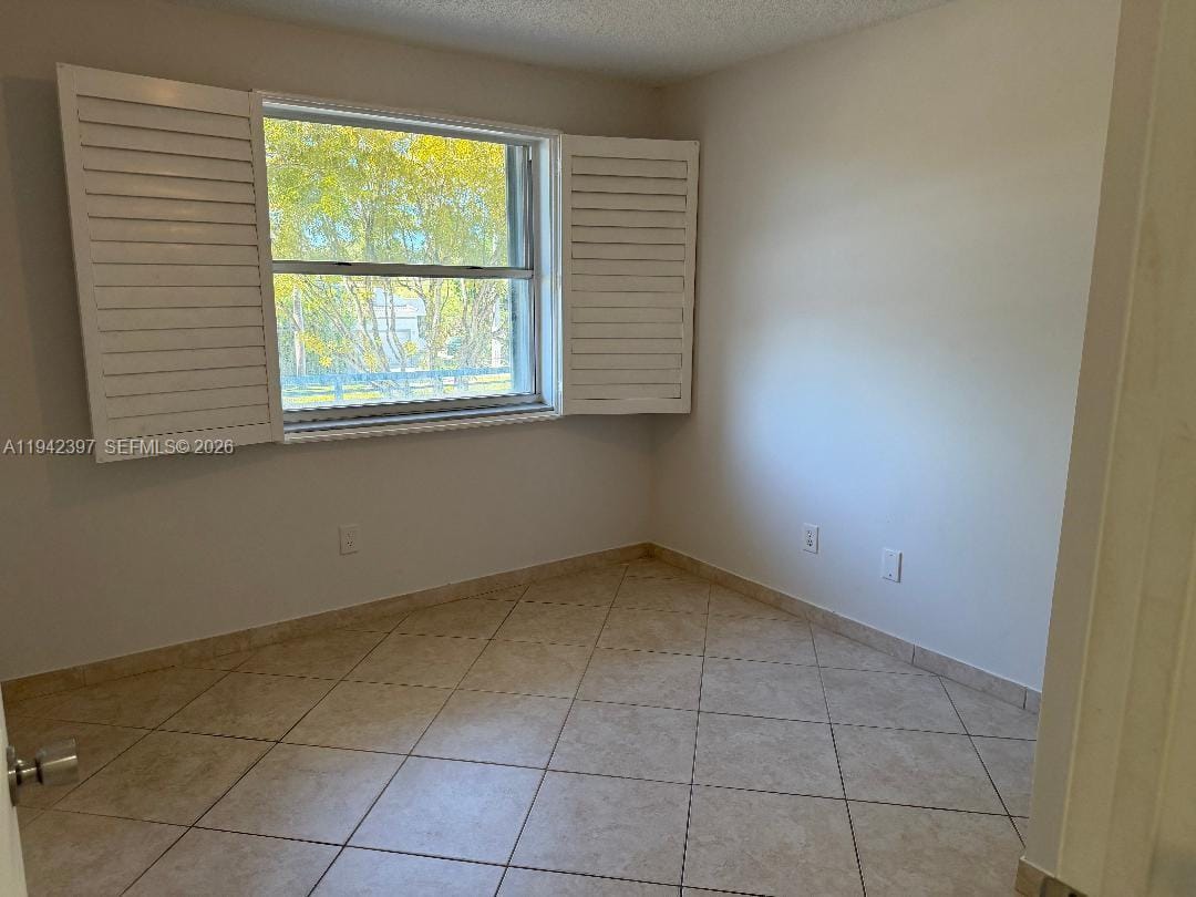 16531 NE 35th Avenue 201, North Miami Beach, FL 33160 photo 13
