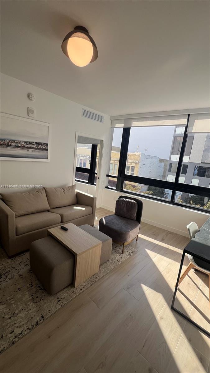 225 N Miami Avenue 312 — photo 12