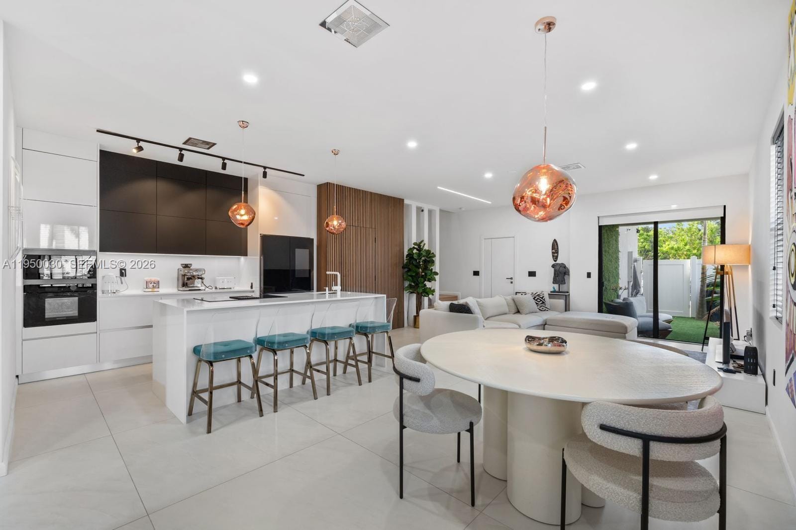 421 NW 17th Street, Fort Lauderdale, FL 33311