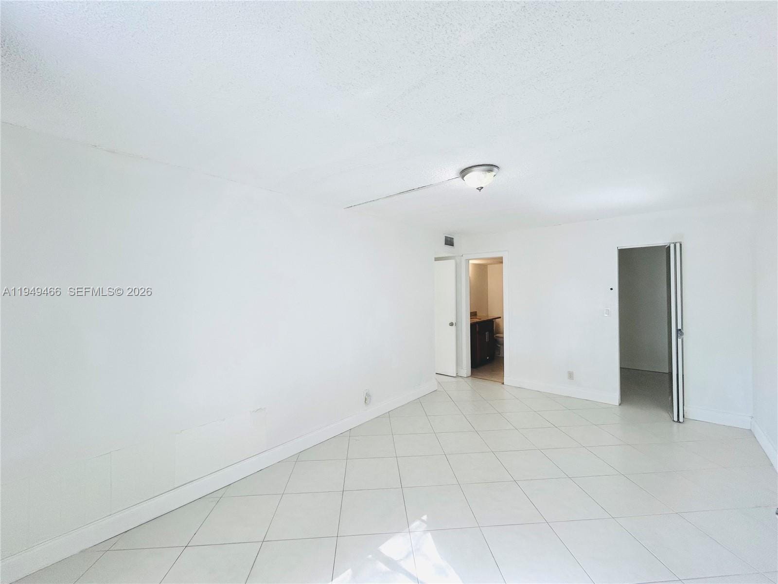 6190 Woodlands Boulevard 113, Tamarac, FL 33319 photo 22