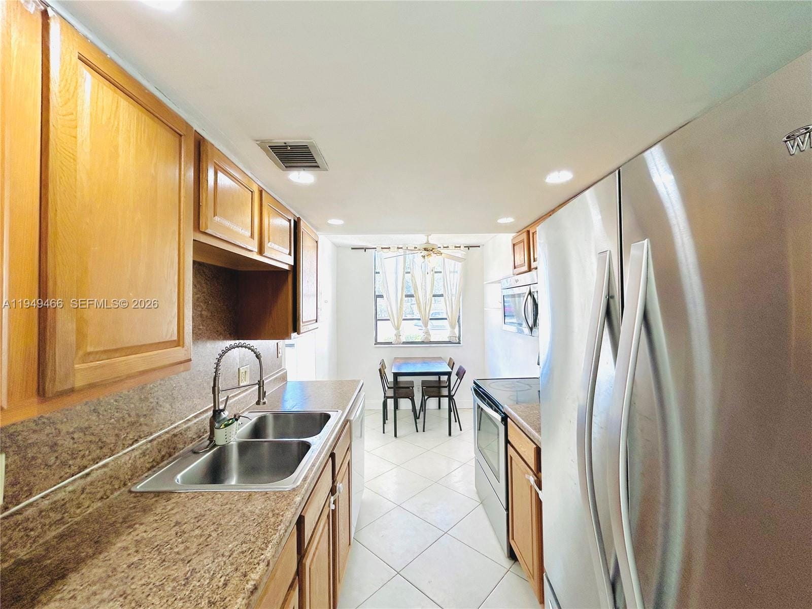 6190 Woodlands Boulevard 113 — photo 4