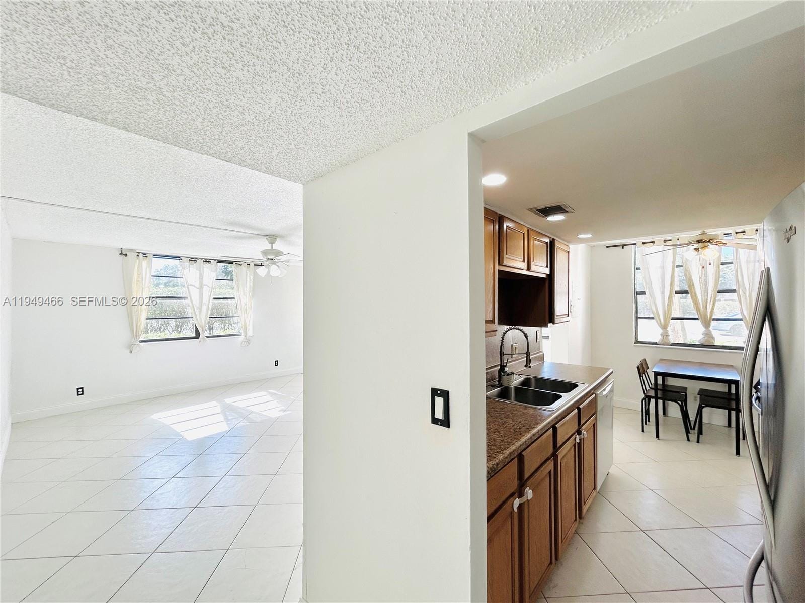 6190 Woodlands Boulevard 113 — photo 5
